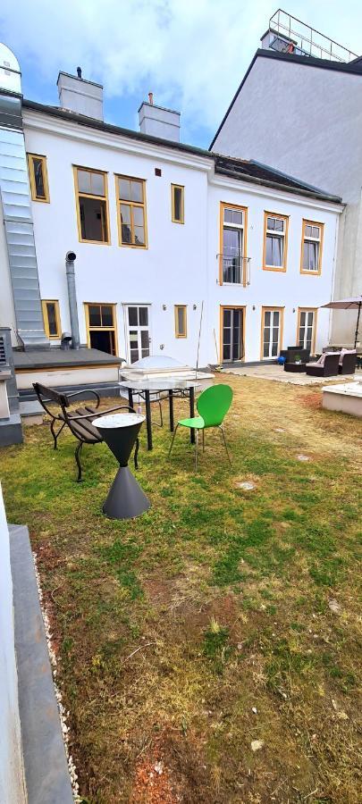 New & Central Marzstrasse City Apartment With Own Exit To The Inner Garden Vienne Extérieur photo